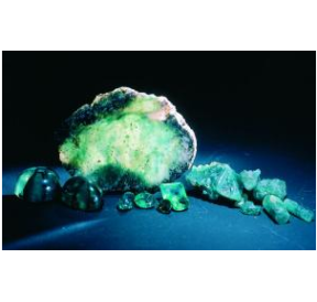 Emeraude élixir de pierres précieuses. Gamme KORTE PHI. Andréas KORTE.